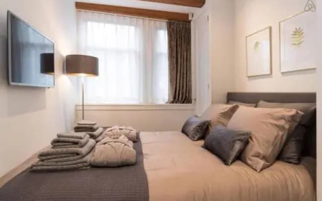 Canal Dream Apartment - photo 2