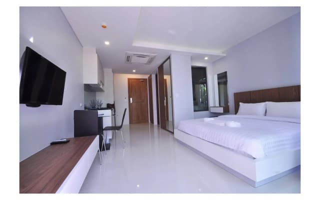 The Bedroom Nai Harn Beach - photo 4