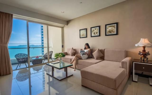Luxury Sea View Apartment - photo 2