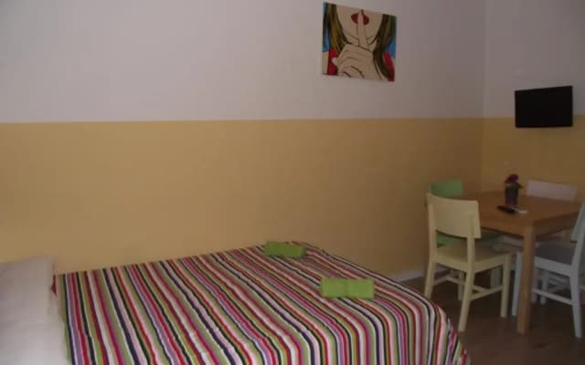 Village Chueca Apartments - photo 5
