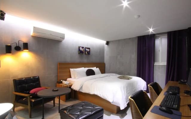 Lexy Hotel - photo 3