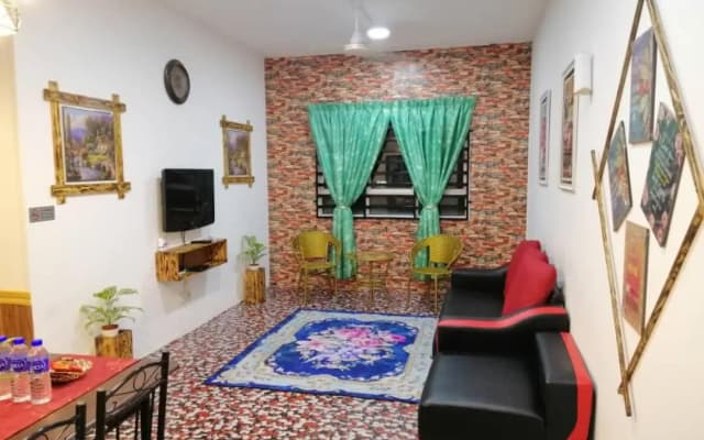 Homestay Camelia Kuala Terengganu SEROJA HOUSE - View Drawbridge & KTCC - photo 3