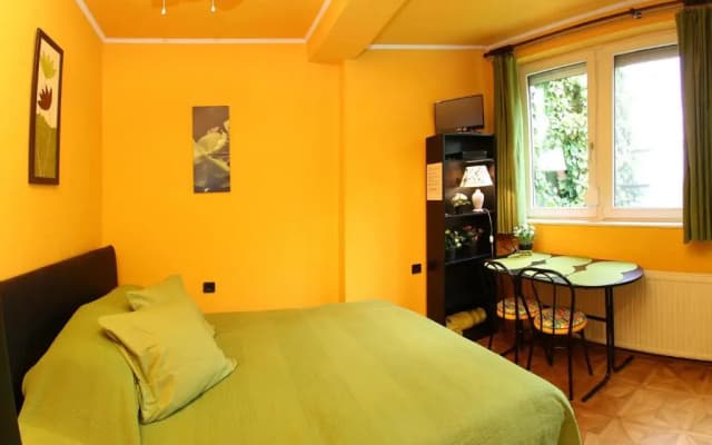 BudaHome Apartments - photo 2