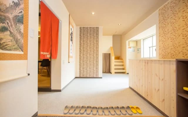 APAPANE Guesthouse - photo 2