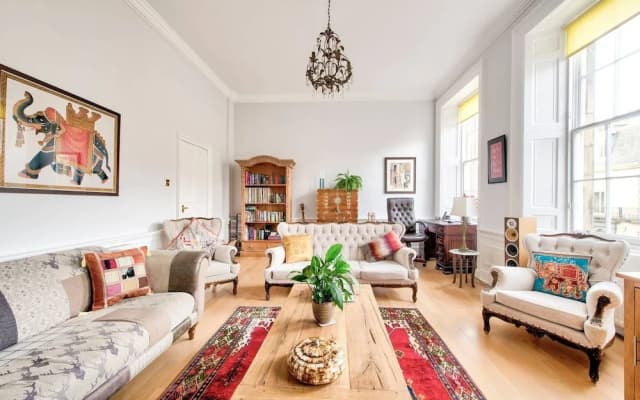 Beautiful 1 Bedroom City Centre Apartment - photo 3