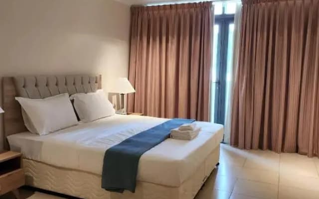 Lovely One Bedroom Apartment Porto Arabia, The Pearl Qatar - photo 2