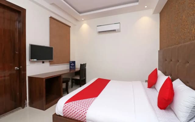Capital O 16651 GRD SUITES - photo 5