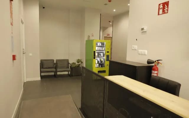 MYD Madriz Hostel - photo 2