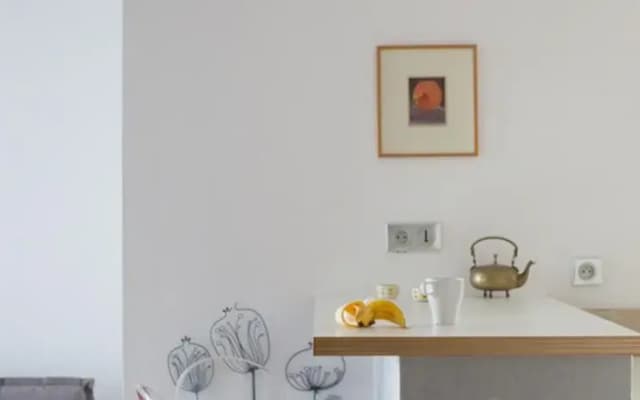 Charming Flat in 7th Near Eiffel Tower - photo 3