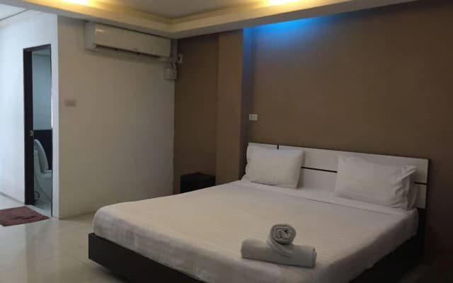 Royal Bombay Suites - photo 5