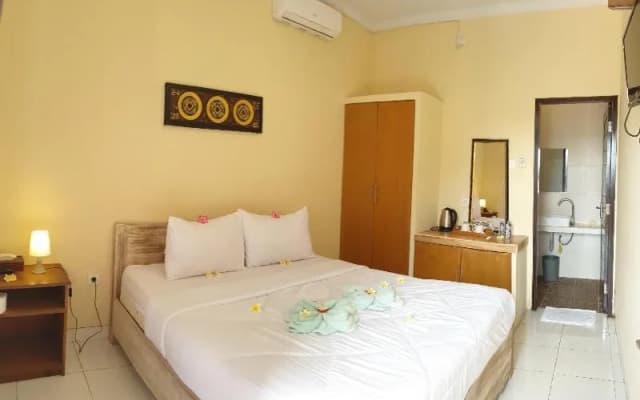 Flagship 91237 Ratu Guest House - photo 2