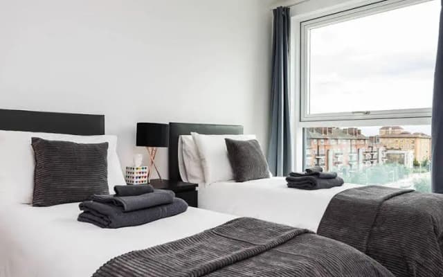 Pinto Tower Apartment - photo 4