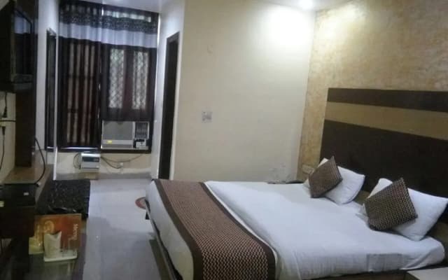 Hotel Dwarkadhish Intercontinental - photo 3