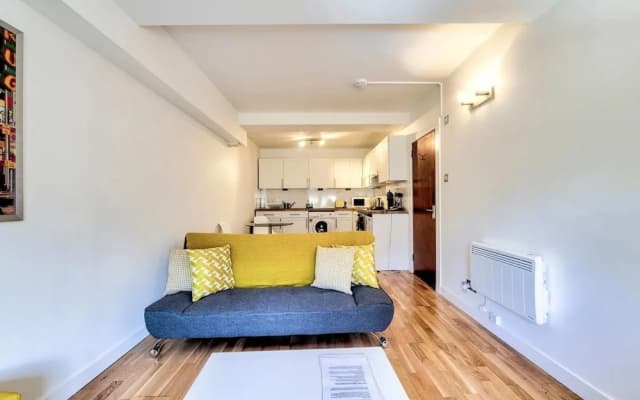 Stylish Central Apartment Near Royal Mile - photo 3