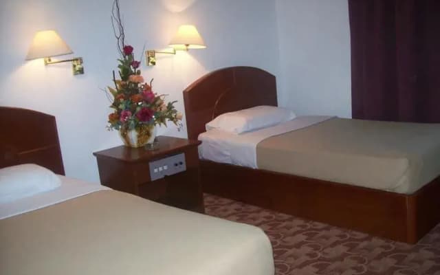 D'Valley Hotel - photo 4
