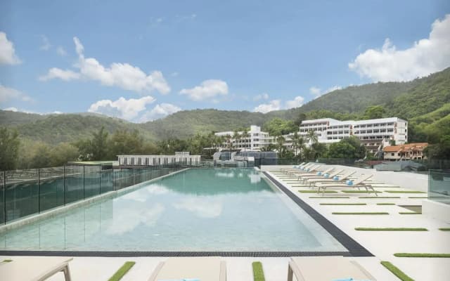 JonoX Phuket Karon Hotel - photo 2
