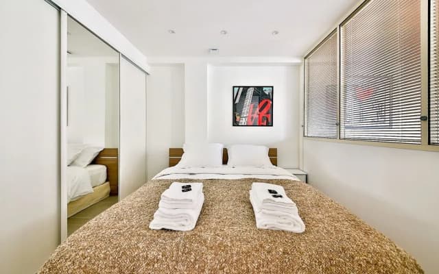 Luxury Apartment in the center of Paris - photo 5