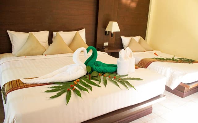 Clean Beach Resort - photo 4