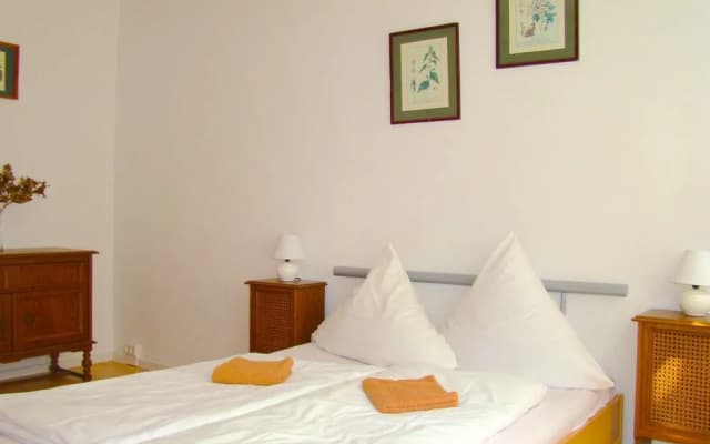 BNB near Brandenburg Gate - photo 5