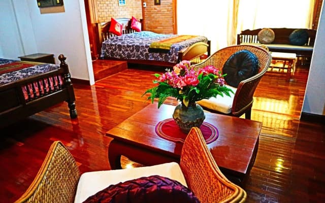 Mirrisa Ninman Hotel - photo 4