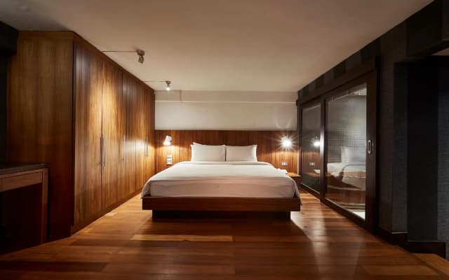 Luxx at Silom - photo 3