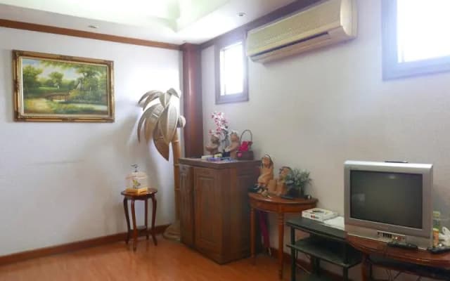 Max One Hotel - photo 4