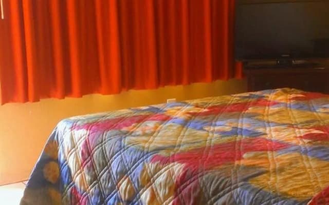 Ramona Motel - photo 3