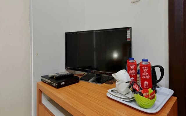 ZEN Rooms Basic Kelapa Dua Kebon Jeruk - photo 2
