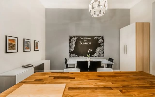 Knights Seven Apartment - photo 5