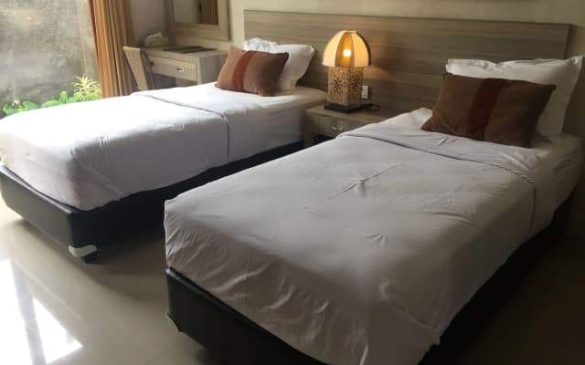 Kubu Daton Homestay - photo 2