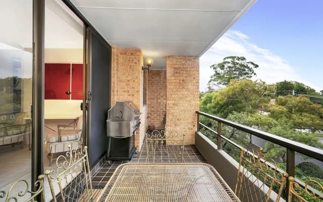 Sunny and Spacious Two Bdr Apt - SPF13 - photo 4