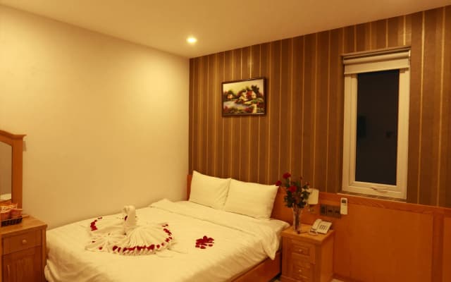 Valentine Hotel - photo 3