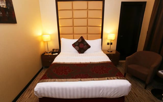 AlHamra Hotel - photo 3