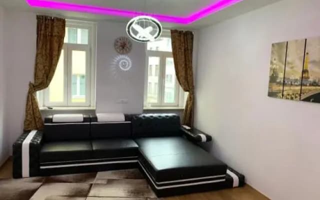 Colony Apartments - photo 3