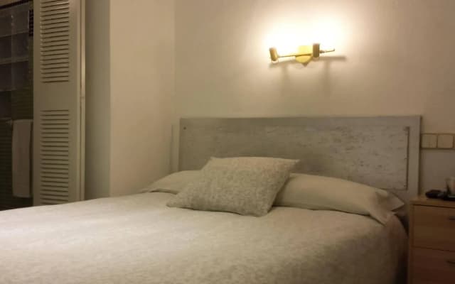 Hostal Casa Chueca - photo 4