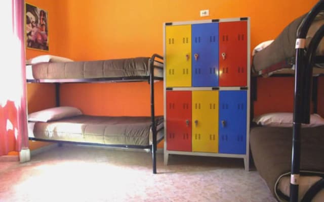 Hostel California - photo 2