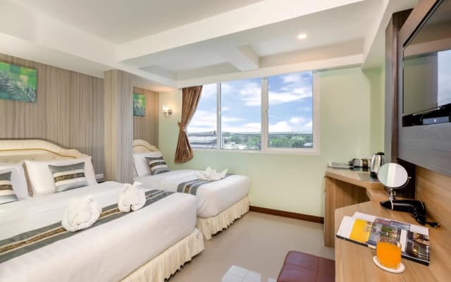 RoomQuest Suvarnabhumi Airport Rom Klao - photo 3