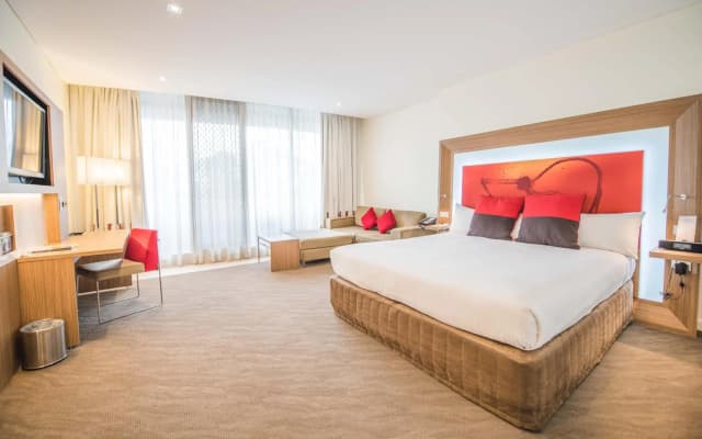 Novotel Sydney West HQ Hotel - photo 3