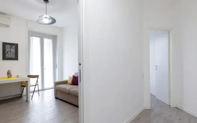 Piazza De Angeli M1 Comfortable Flat With Balcony - photo 4