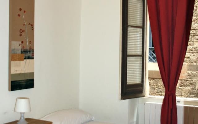 FGA Gothic Apartments - photo 3