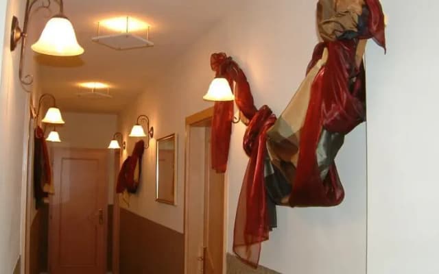 Kalvin Apartments - photo 5