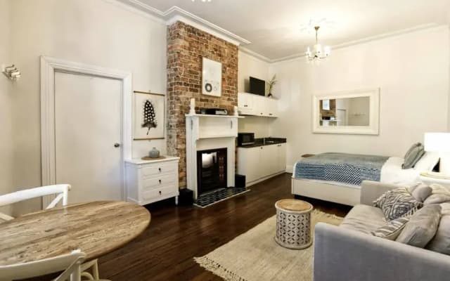 Gorgeous Studio by Moore Park - photo 3