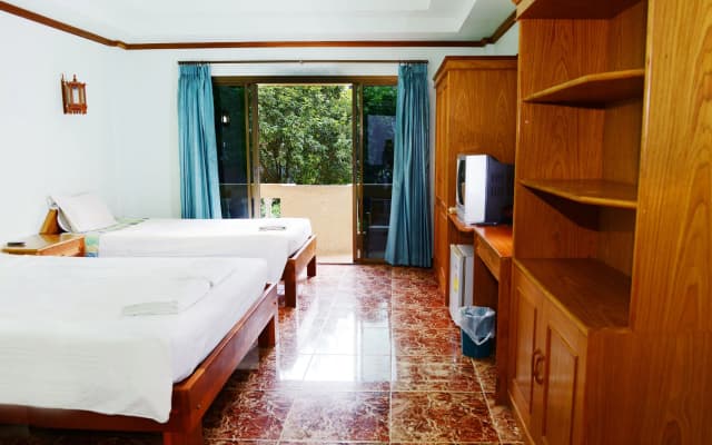 Coconut Grove Hotel Samui - Hostel - photo 4