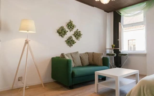 Perfectly situated 2BR Apt. - ideal for Longstays - photo 2