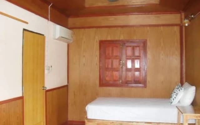 Salad Grand Bungalow & House Rental - photo 3