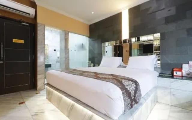 Pondok Citra Grogol Service Apartment - photo 4