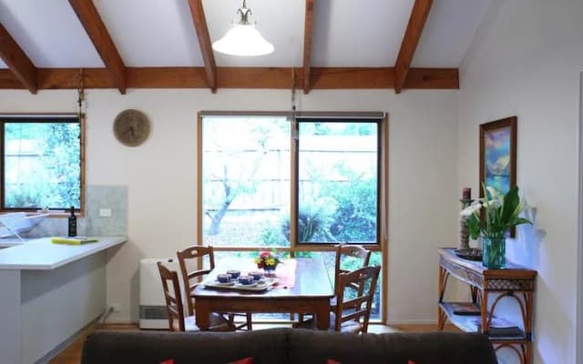 Lake House Healesville - photo 2