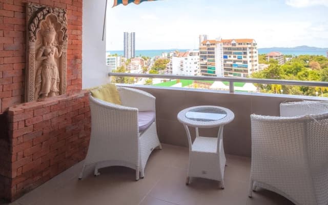 1 Bedroom 716 High Floor Seaview - photo 4