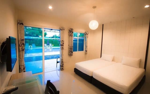 Maple Tree Resort - photo 3