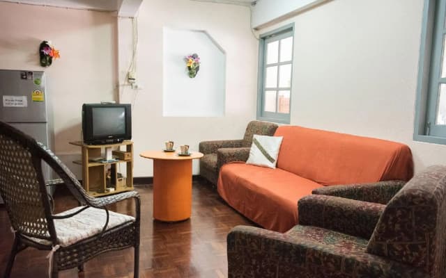 Dutch Guesthouse - photo 3